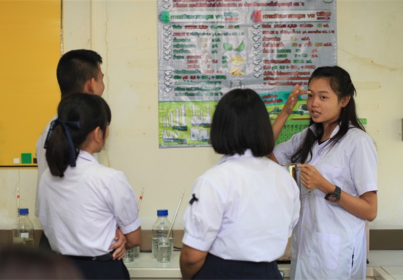ภาพกิจกรรม ค่ายวิทยาศาสตร์โรงเรียนตากพิทยาคม จัดโดย คณะวิทยาศาสตร์และเทคโนโลยี