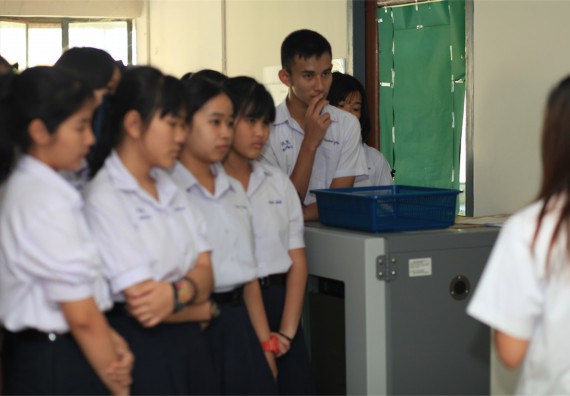ภาพกิจกรรม ค่ายวิทยาศาสตร์โรงเรียนตากพิทยาคม จัดโดย คณะวิทยาศาสตร์และเทคโนโลยี
