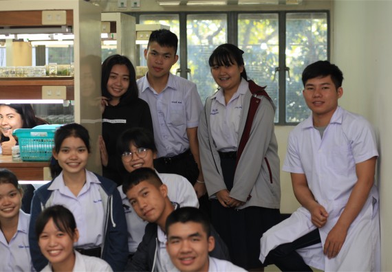 ภาพกิจกรรม ค่ายวิทยาศาสตร์โรงเรียนตากพิทยาคม จัดโดย คณะวิทยาศาสตร์และเทคโนโลยี