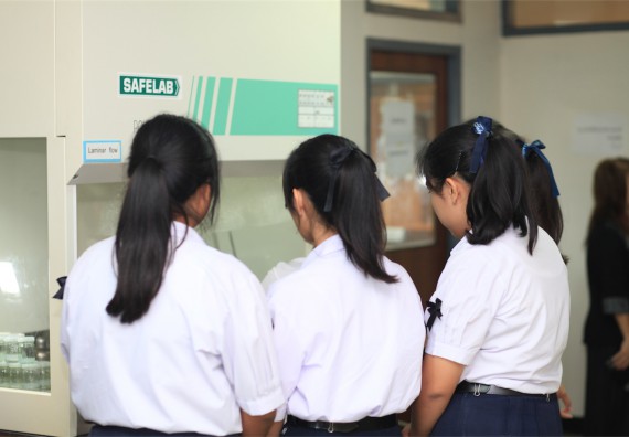 ภาพกิจกรรม ค่ายวิทยาศาสตร์โรงเรียนตากพิทยาคม จัดโดย คณะวิทยาศาสตร์และเทคโนโลยี