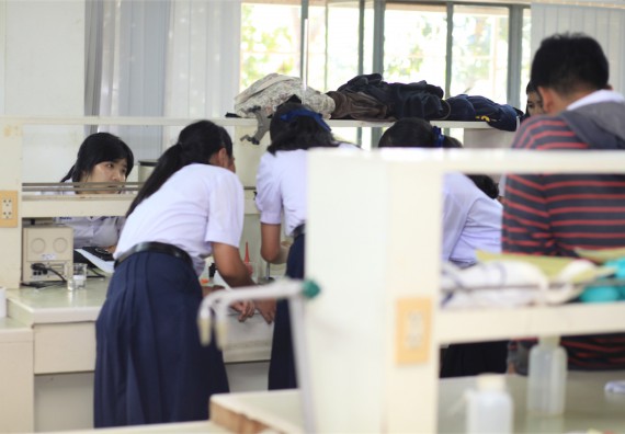 ภาพกิจกรรม ค่ายวิทยาศาสตร์โรงเรียนตากพิทยาคม จัดโดย คณะวิทยาศาสตร์และเทคโนโลยี