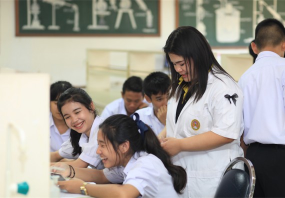 ภาพกิจกรรม ค่ายวิทยาศาสตร์โรงเรียนตากพิทยาคม จัดโดย คณะวิทยาศาสตร์และเทคโนโลยี