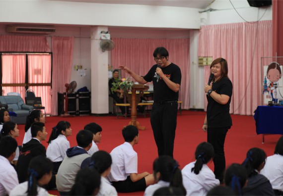 ภาพกิจกรรม ค่ายวิทยาศาสตร์โรงเรียนตากพิทยาคม จัดโดย คณะวิทยาศาสตร์และเทคโนโลยี