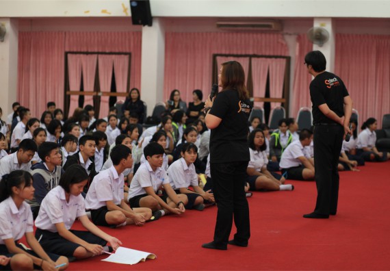 ภาพกิจกรรม ค่ายวิทยาศาสตร์โรงเรียนตากพิทยาคม จัดโดย คณะวิทยาศาสตร์และเทคโนโลยี
