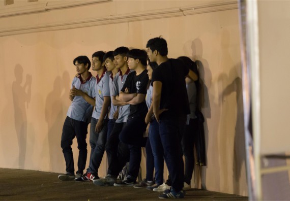 ภาพกิจกรรม ศูนย์วิทยาศาสตร์และวิทยาศาสตร์ประยุกต์ จัดกิจกรรมบริการวิชาการชมปรากฏการณ์ Super full moon ขึ้น