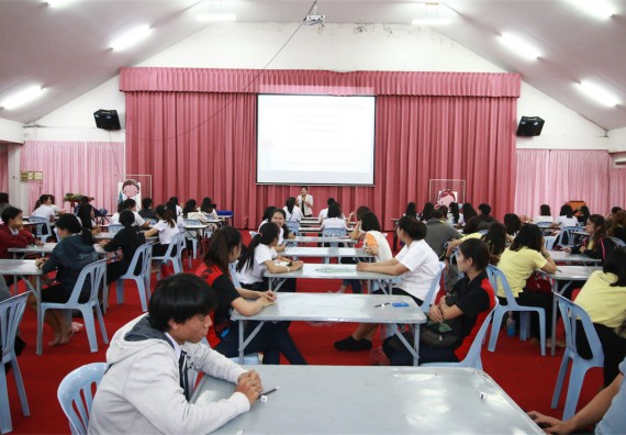 ภาพกิจกรรม พัฒนาทักษะภาษาอังกฤษสำหรับนักศึกษาคณะวิทยาศาสตร์และเทคโนโลยี