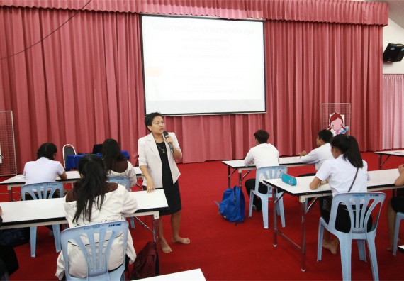 ภาพกิจกรรม พัฒนาทักษะภาษาอังกฤษสำหรับนักศึกษาคณะวิทยาศาสตร์และเทคโนโลยี