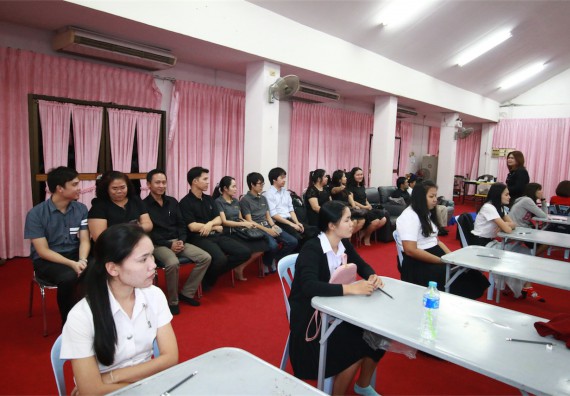 ภาพกิจกรรม พัฒนาทักษะภาษาอังกฤษสำหรับนักศึกษาคณะวิทยาศาสตร์และเทคโนโลยี