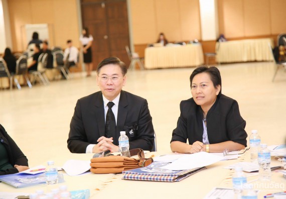 ภาพกิจกรรม คณะวิทยาศาสตร์ฯเข้าร่วมปรับปรุงแผนยุทธศาสตร์การพัฒนามหาวิทยาลัย (Reprofiling) ระยะ 10 ปี พ.ศ. 2561 – 2570 ครั้งที่ 2 และยกร่างแผนยุทธศาสตร์ ระยะ 5 ปี พ.ศ. 2561 -2565