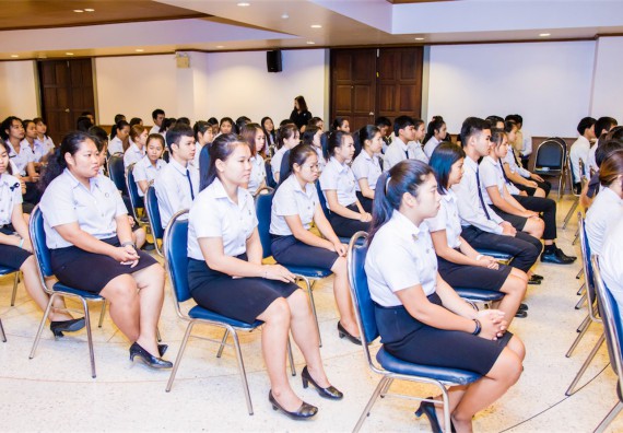 ภาพกิจกรรม พิธีมอบทุนเพื่อการศึกษา 