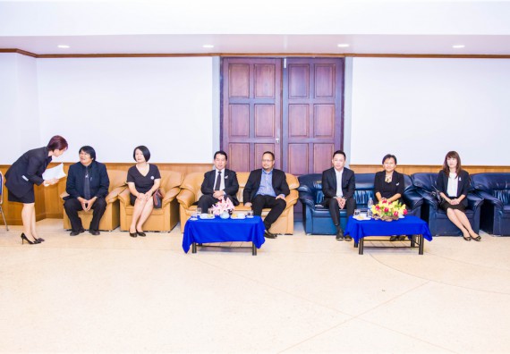 ภาพกิจกรรม พิธีมอบทุนเพื่อการศึกษา 