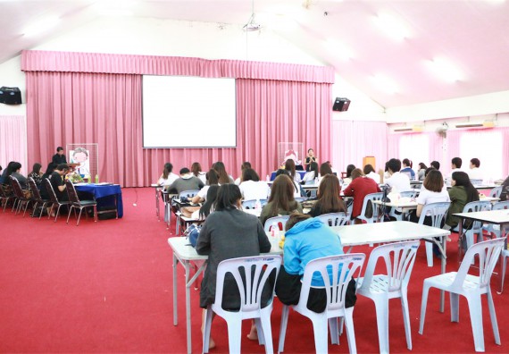 ภาพกิจกรรม โปรแกรมวิชาเคมี จัดการอบรมเชิงปฏิบัติการนำเสนอผลงานวิจัยทางเคมี