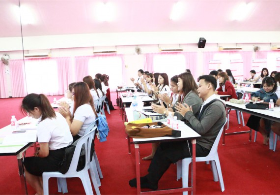 ภาพกิจกรรม โปรแกรมวิชาเคมี จัดการอบรมเชิงปฏิบัติการนำเสนอผลงานวิจัยทางเคมี