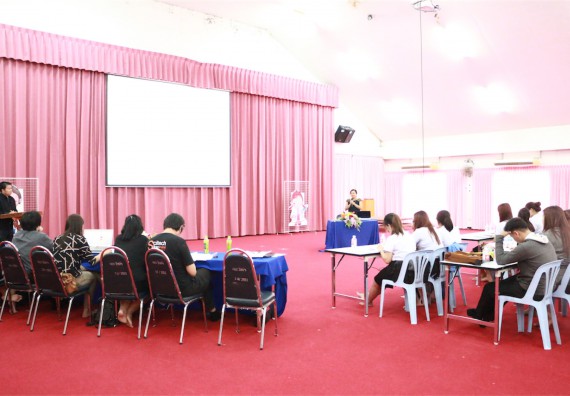 ภาพกิจกรรม โปรแกรมวิชาเคมี จัดการอบรมเชิงปฏิบัติการนำเสนอผลงานวิจัยทางเคมี