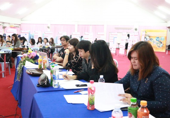 ภาพกิจกรรม โปรแกรมวิชาเคมี จัดการอบรมเชิงปฏิบัติการนำเสนอผลงานวิจัยทางเคมี