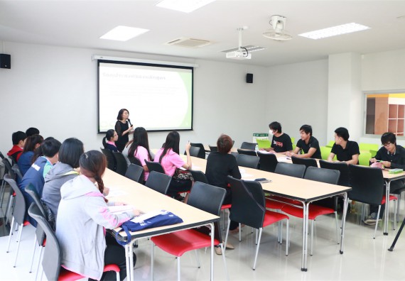 ภาพกิจกรรม ศูนย์ส่งเสริมและตรวจสอบการผลิตตามมาตรฐานความปลอดภัยทางอาหาร อบรม เรื่อง การตรวจติดตามคุณภาพภายใน