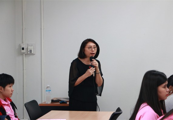 ภาพกิจกรรม ศูนย์ส่งเสริมและตรวจสอบการผลิตตามมาตรฐานความปลอดภัยทางอาหาร อบรม เรื่อง การตรวจติดตามคุณภาพภายใน