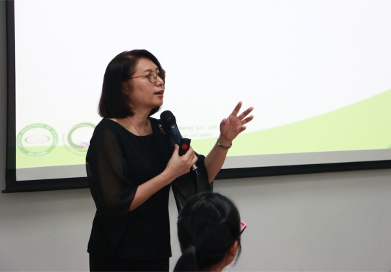 ภาพกิจกรรม ศูนย์ส่งเสริมและตรวจสอบการผลิตตามมาตรฐานความปลอดภัยทางอาหาร อบรม เรื่อง การตรวจติดตามคุณภาพภายใน