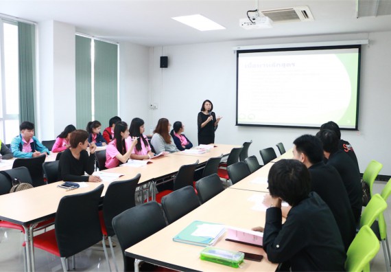 ภาพกิจกรรม ศูนย์ส่งเสริมและตรวจสอบการผลิตตามมาตรฐานความปลอดภัยทางอาหาร อบรม เรื่อง การตรวจติดตามคุณภาพภายใน