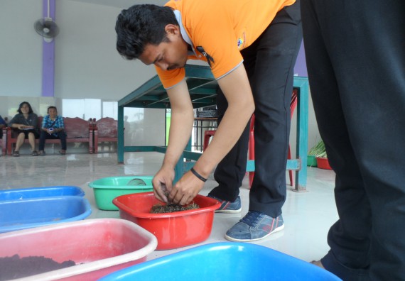 ภาพกิจกรรม โปรแกรมวิชาเกษตรศาสตร์ จัดการอบรม การขยายพันธุ์พืชผักสวนครัว