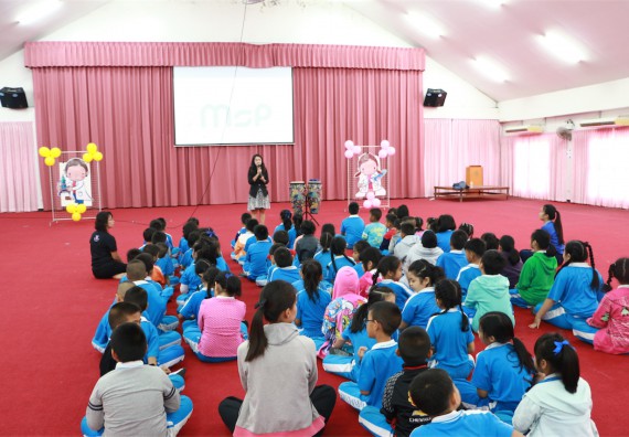 ภาพกิจกรรม ค่ายวิทยาศาสตร์รุ่นจิ๋ว โรงเรียนอนุบาลกำแพงเพชร 