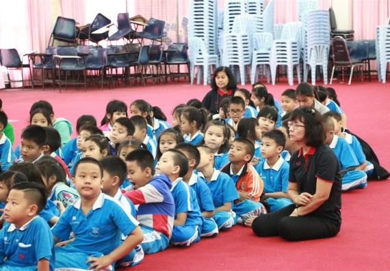 ภาพกิจกรรม ค่ายวิทยาศาสตร์รุ่นจิ๋ว โรงเรียนอนุบาลกำแพงเพชร 