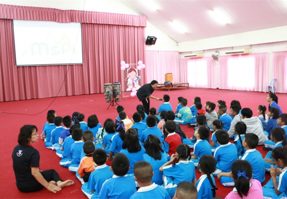 ภาพกิจกรรม ค่ายวิทยาศาสตร์รุ่นจิ๋ว โรงเรียนอนุบาลกำแพงเพชร 