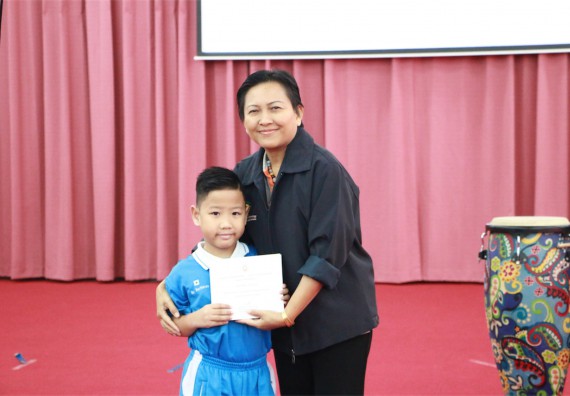 ภาพกิจกรรม ค่ายวิทยาศาสตร์รุ่นจิ๋ว โรงเรียนอนุบาลกำแพงเพชร 