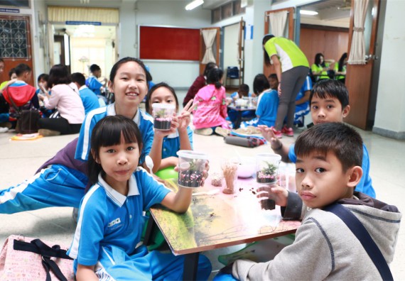 ภาพกิจกรรม ค่ายวิทยาศาสตร์รุ่นจิ๋ว โรงเรียนอนุบาลกำแพงเพชร 