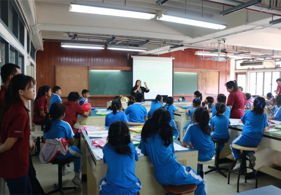 ภาพกิจกรรม ค่ายวิทยาศาสตร์รุ่นจิ๋ว โรงเรียนอนุบาลกำแพงเพชร 