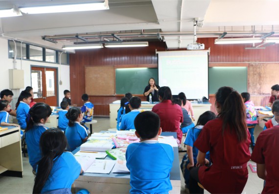 ภาพกิจกรรม ค่ายวิทยาศาสตร์รุ่นจิ๋ว โรงเรียนอนุบาลกำแพงเพชร 