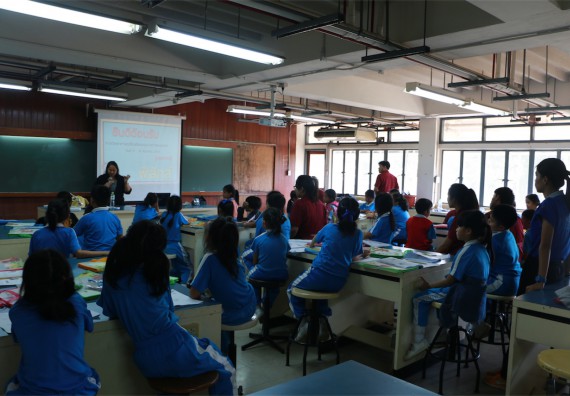 ภาพกิจกรรม ค่ายวิทยาศาสตร์รุ่นจิ๋ว โรงเรียนอนุบาลกำแพงเพชร 