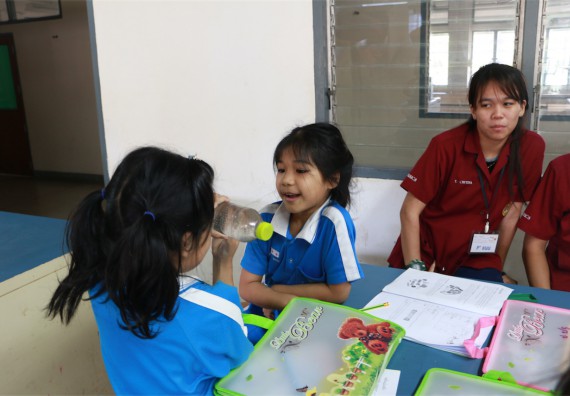 ภาพกิจกรรม ค่ายวิทยาศาสตร์รุ่นจิ๋ว โรงเรียนอนุบาลกำแพงเพชร 