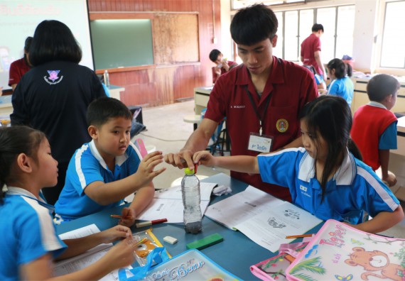 ภาพกิจกรรม ค่ายวิทยาศาสตร์รุ่นจิ๋ว โรงเรียนอนุบาลกำแพงเพชร 