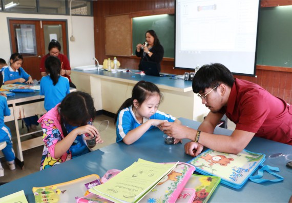 ภาพกิจกรรม ค่ายวิทยาศาสตร์รุ่นจิ๋ว โรงเรียนอนุบาลกำแพงเพชร 