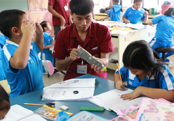 ภาพกิจกรรม ค่ายวิทยาศาสตร์รุ่นจิ๋ว โรงเรียนอนุบาลกำแพงเพชร 