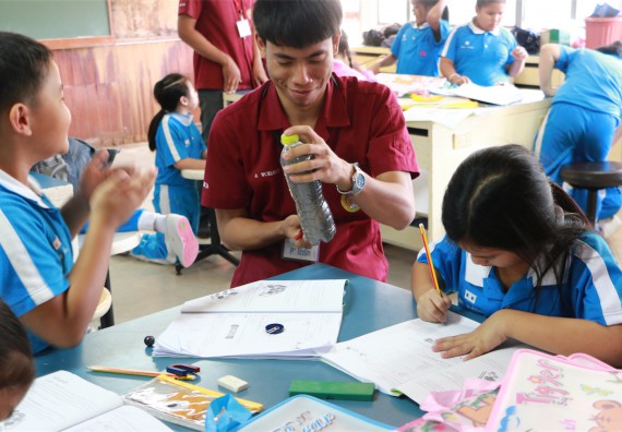 ภาพกิจกรรม ค่ายวิทยาศาสตร์รุ่นจิ๋ว โรงเรียนอนุบาลกำแพงเพชร 