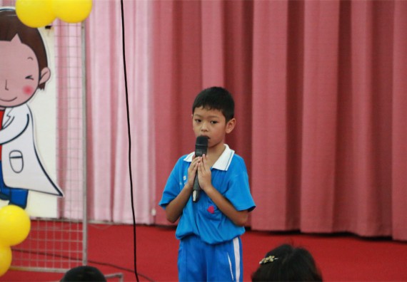 ภาพกิจกรรม ค่ายวิทยาศาสตร์รุ่นจิ๋ว โรงเรียนอนุบาลกำแพงเพชร 