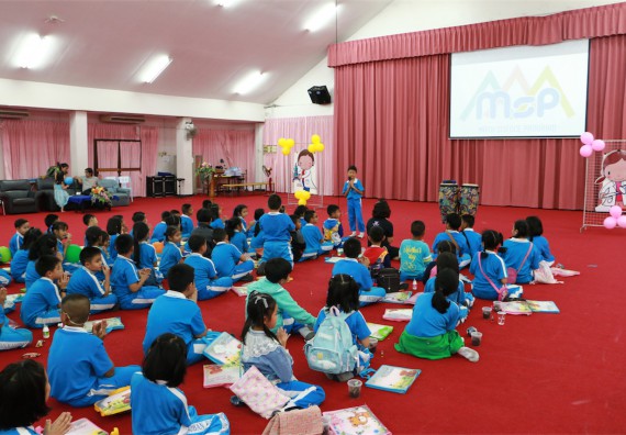 ภาพกิจกรรม ค่ายวิทยาศาสตร์รุ่นจิ๋ว โรงเรียนอนุบาลกำแพงเพชร 