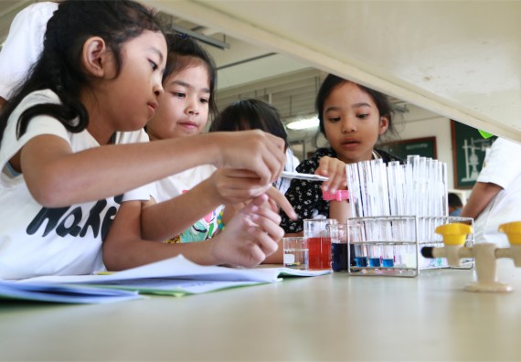 ภาพกิจกรรม ค่ายวิทยาศาสตร์รุ่นจิ๋ว โรงเรียนอนุบาลกำแพงเพชร 