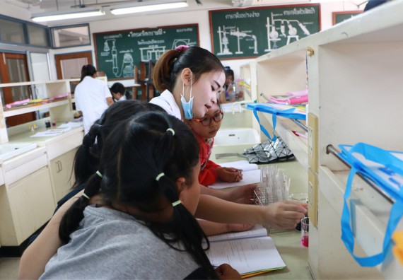 ภาพกิจกรรม ค่ายวิทยาศาสตร์รุ่นจิ๋ว โรงเรียนอนุบาลกำแพงเพชร 