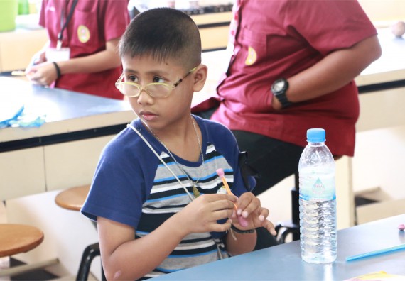 ภาพกิจกรรม ค่ายวิทยาศาสตร์รุ่นจิ๋ว โรงเรียนอนุบาลกำแพงเพชร 