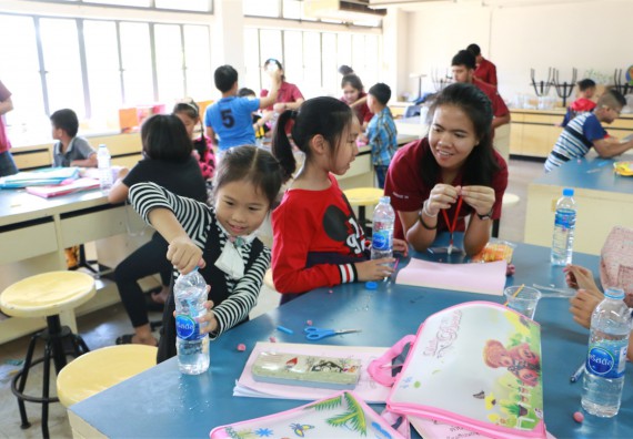 ภาพกิจกรรม ค่ายวิทยาศาสตร์รุ่นจิ๋ว โรงเรียนอนุบาลกำแพงเพชร 