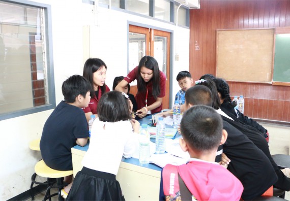 ภาพกิจกรรม ค่ายวิทยาศาสตร์รุ่นจิ๋ว โรงเรียนอนุบาลกำแพงเพชร 