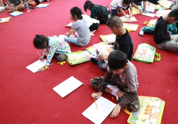 ภาพกิจกรรม ค่ายวิทยาศาสตร์รุ่นจิ๋ว โรงเรียนอนุบาลกำแพงเพชร 