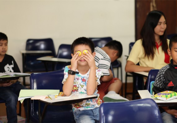 ภาพกิจกรรม ค่ายวิทยาศาสตร์รุ่นจิ๋ว โรงเรียนอนุบาลกำแพงเพชร 