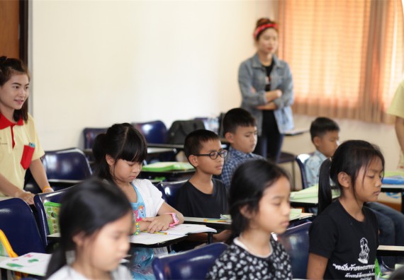 ภาพกิจกรรม ค่ายวิทยาศาสตร์รุ่นจิ๋ว โรงเรียนอนุบาลกำแพงเพชร 