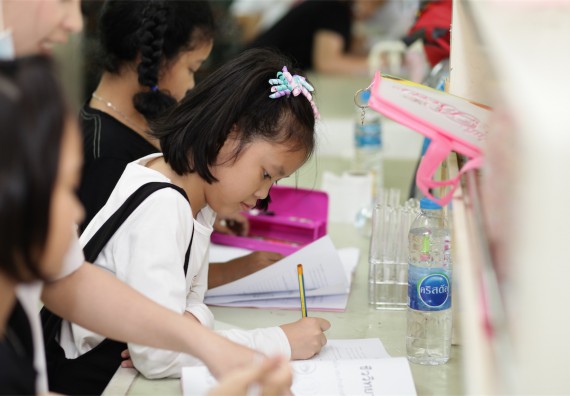 ภาพกิจกรรม ค่ายวิทยาศาสตร์รุ่นจิ๋ว โรงเรียนอนุบาลกำแพงเพชร 