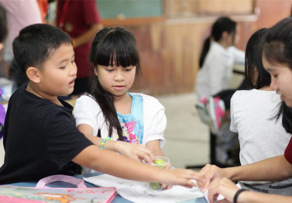 ภาพกิจกรรม ค่ายวิทยาศาสตร์รุ่นจิ๋ว โรงเรียนอนุบาลกำแพงเพชร 