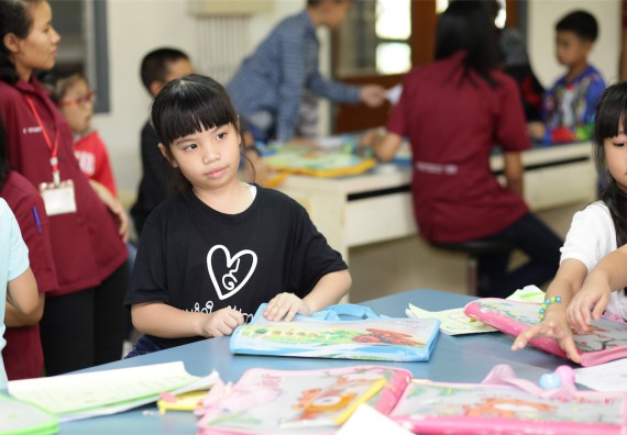 ภาพกิจกรรม ค่ายวิทยาศาสตร์รุ่นจิ๋ว โรงเรียนอนุบาลกำแพงเพชร 